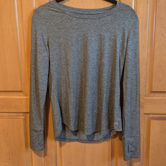 GAP Tops - GapFit Breathe T-shirt